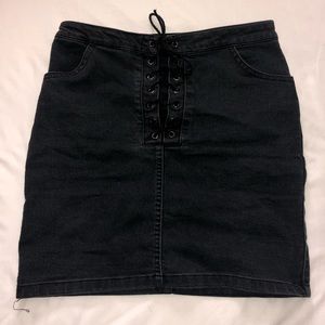Tie up denim skirt